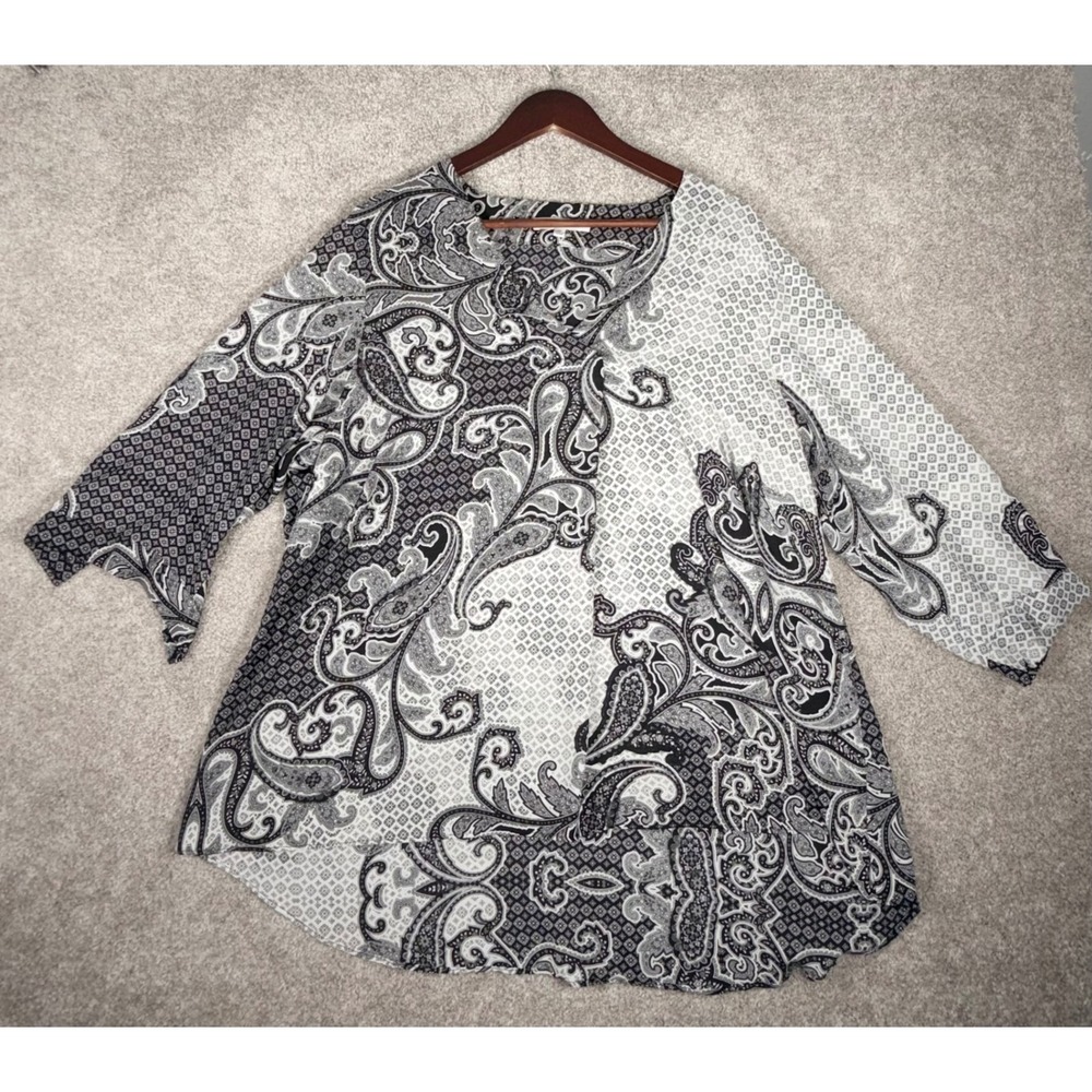 Rose Olive Plus Size 2X Black White Paisley Print Tunic Top 3/4 Sleeve